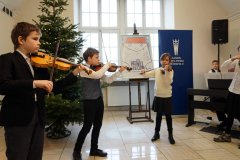 47683269_2062967657119113_4464918460412985344_o_2062967650452447